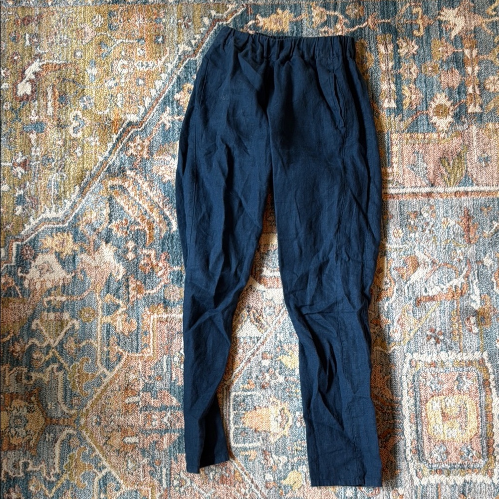 Linenfox Black Chinos Lightweight Tapered Fit